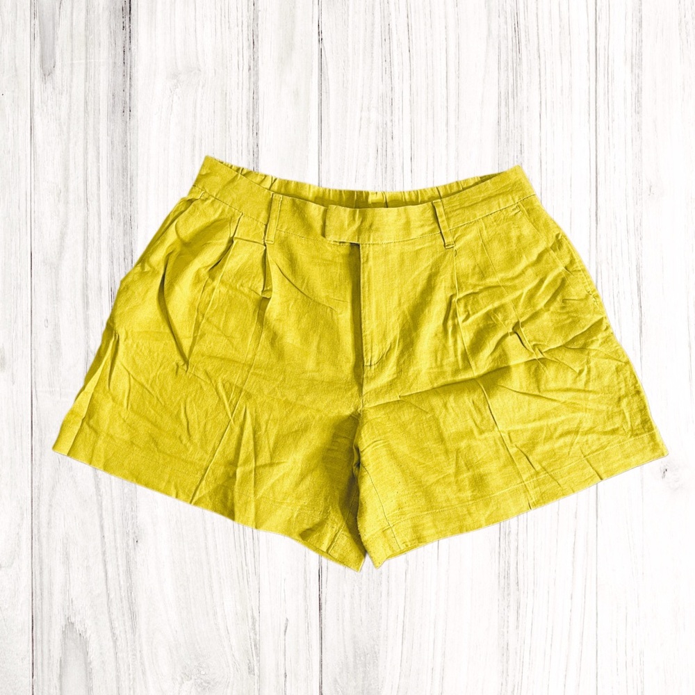 a new day Women's Linen Shorts Mustard Green Size 14